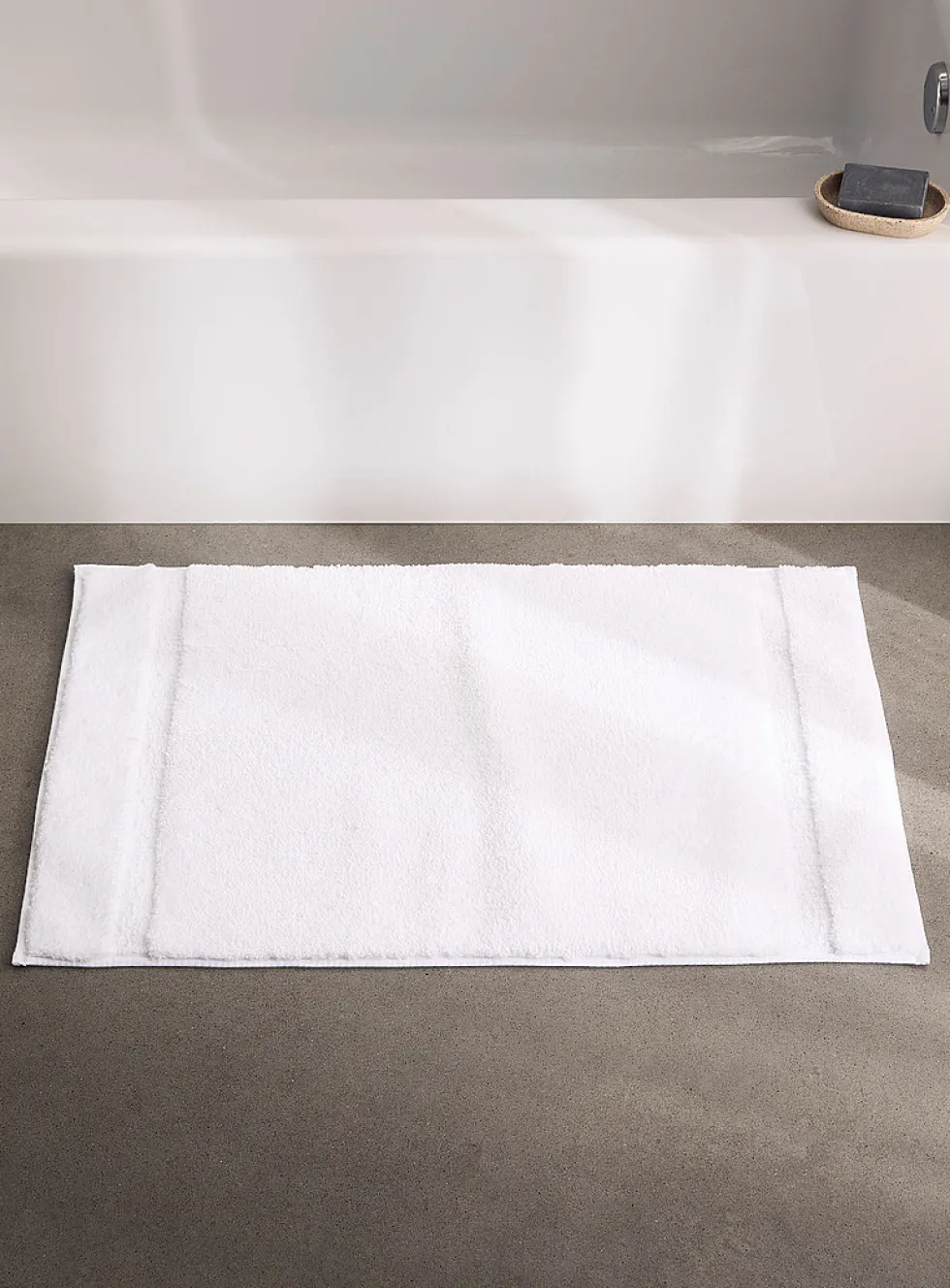 Soft plush bath mat
