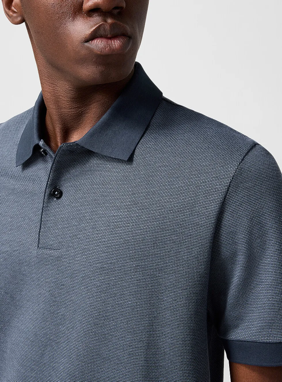 Solid edging textured jacquard polo