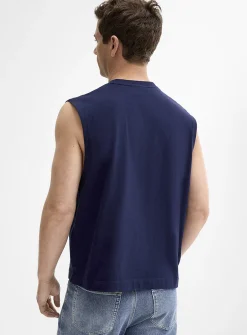 Solid muscle tee