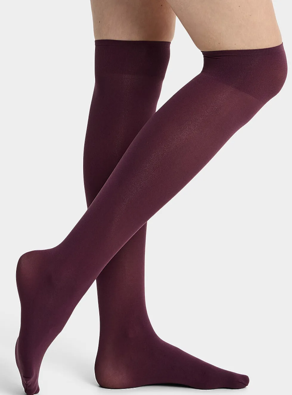 Solid opaque knee-highs