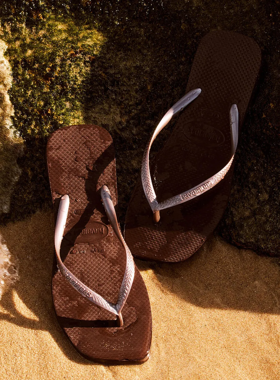 Square-toe flip-flops