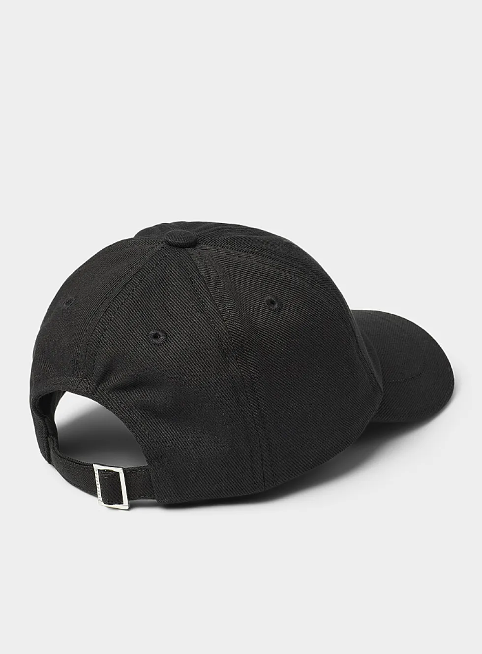Streamlined logo cap