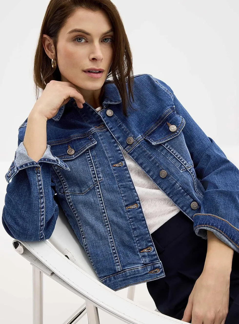 Stretch denim fitted jacket