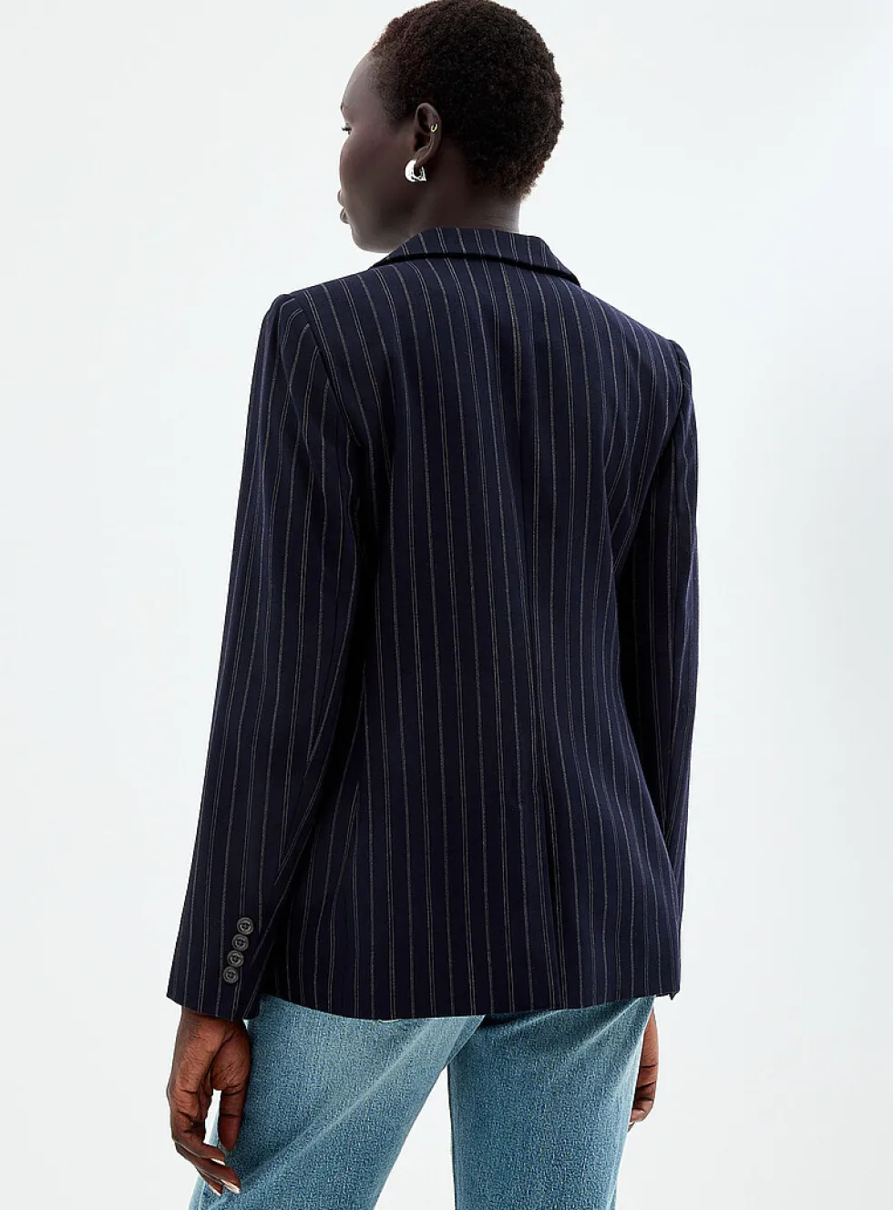 Supple wool pinstripe blazer