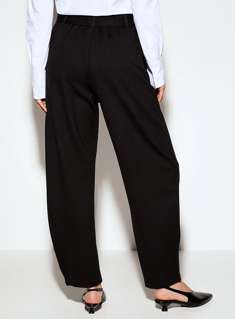 Thick jersey belted barrel pant