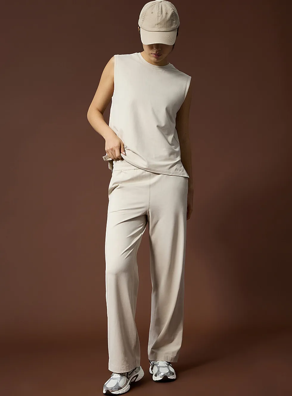 Toggle-waist ultra-soft wide-leg pant