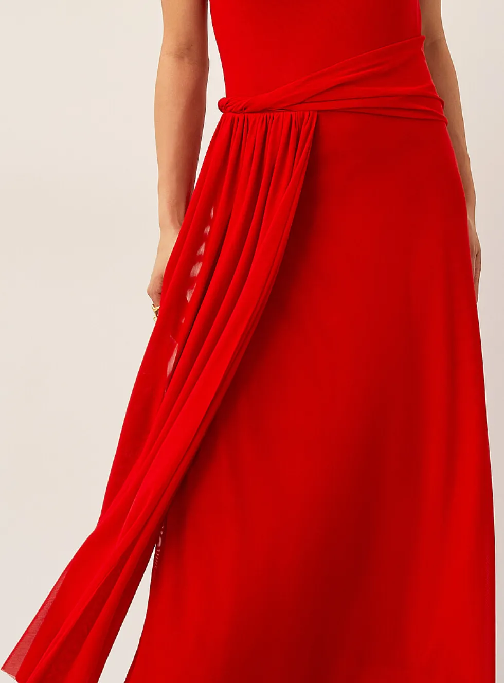 Twisted details maxi micromesh dress