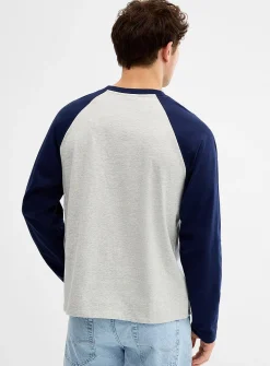 Two-tone raglan T-shirt