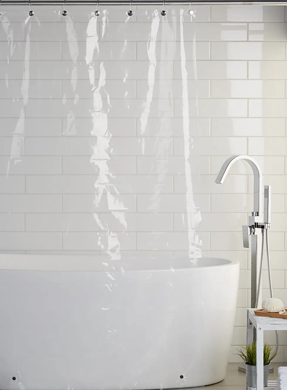 Ultra resistant transparent PEVA shower liner