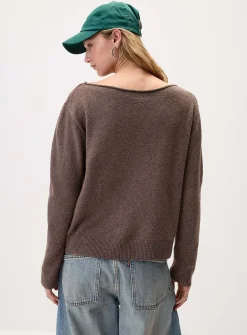 Ultra-soft boat-collar sweater