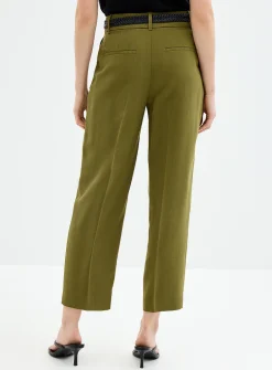 Universal belted fluid pant