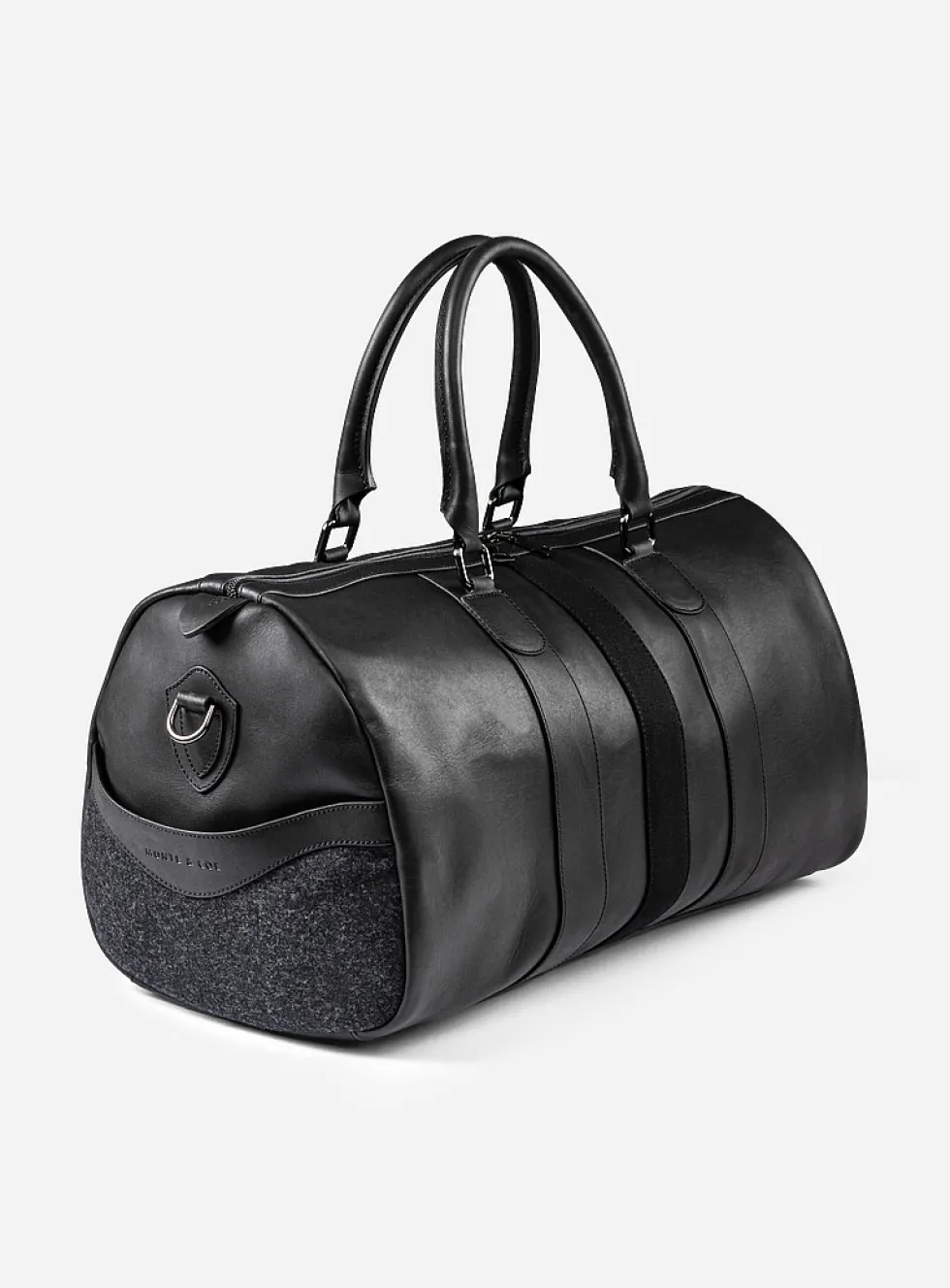 Vegetable-tanned leather duffle bag