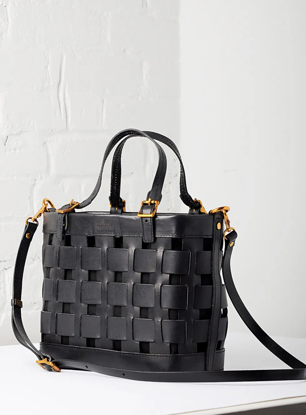 Venture convertible tote bag
