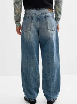 Vintage blue classic jean