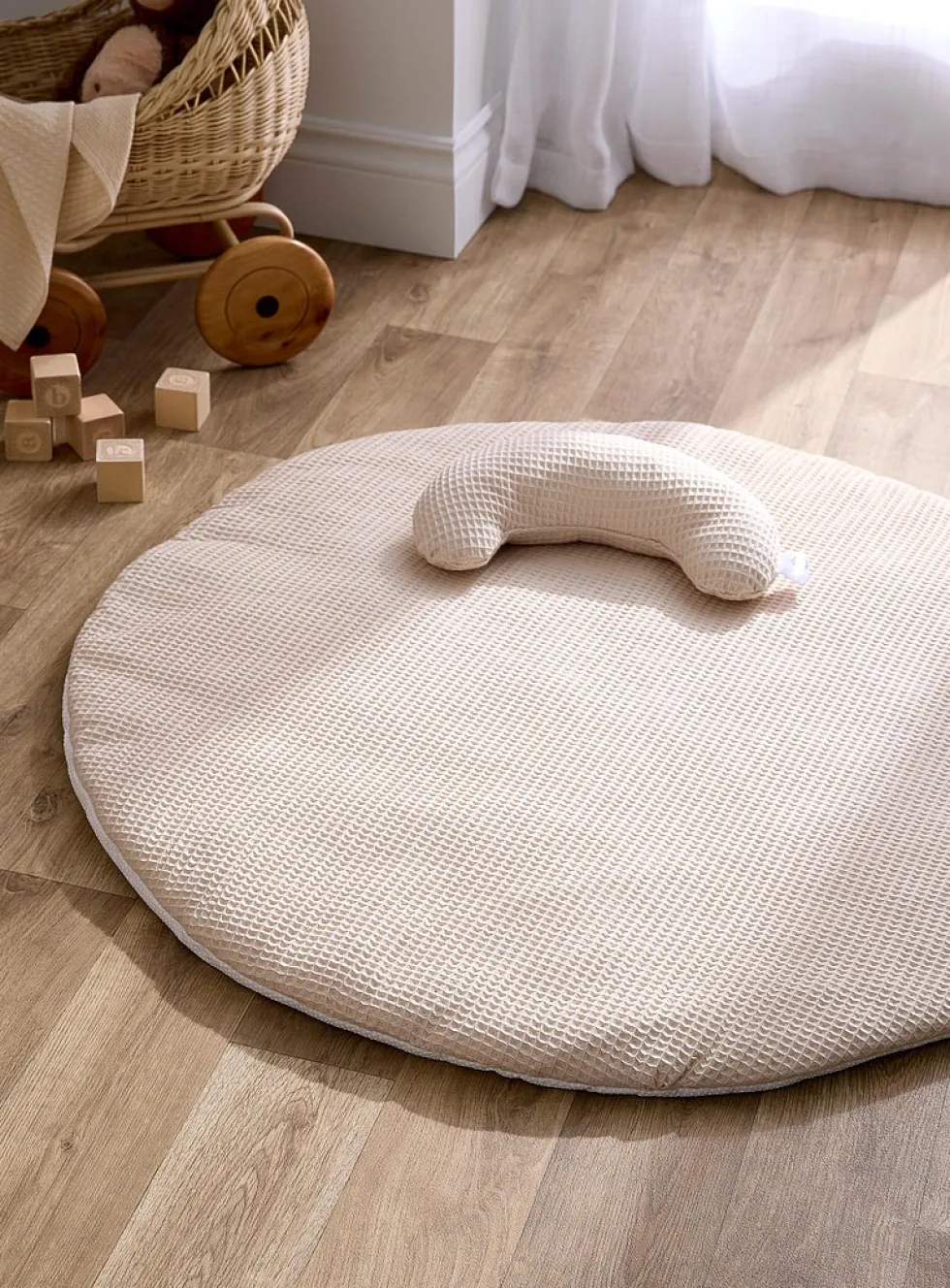 Waffle play mat and cushion duo
