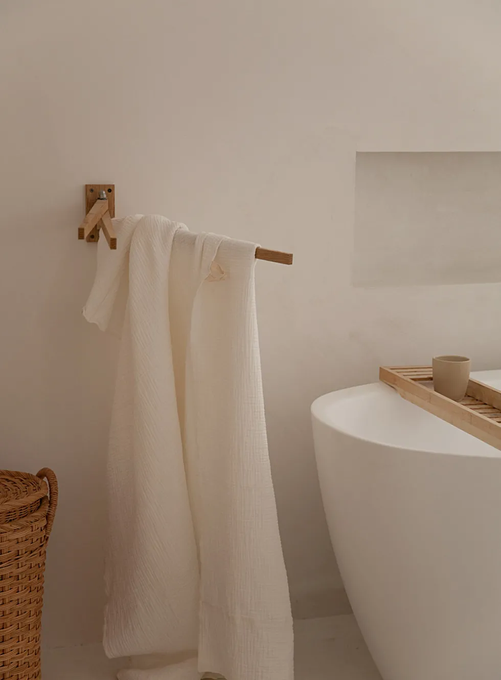 Waffled cotton bath sheet
