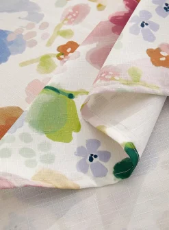 Watercolour flowers tablecloth