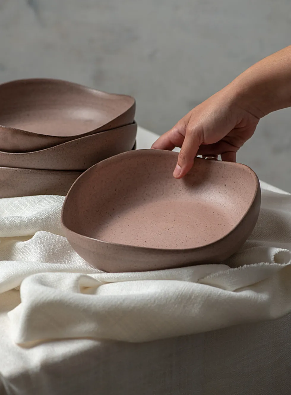 Wavy pasta bowl