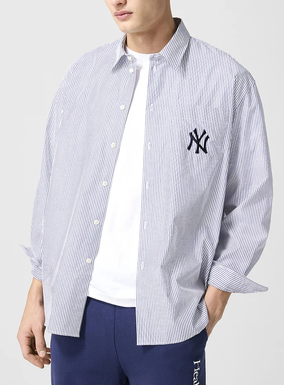 Yankees embroidered logo striped shirt