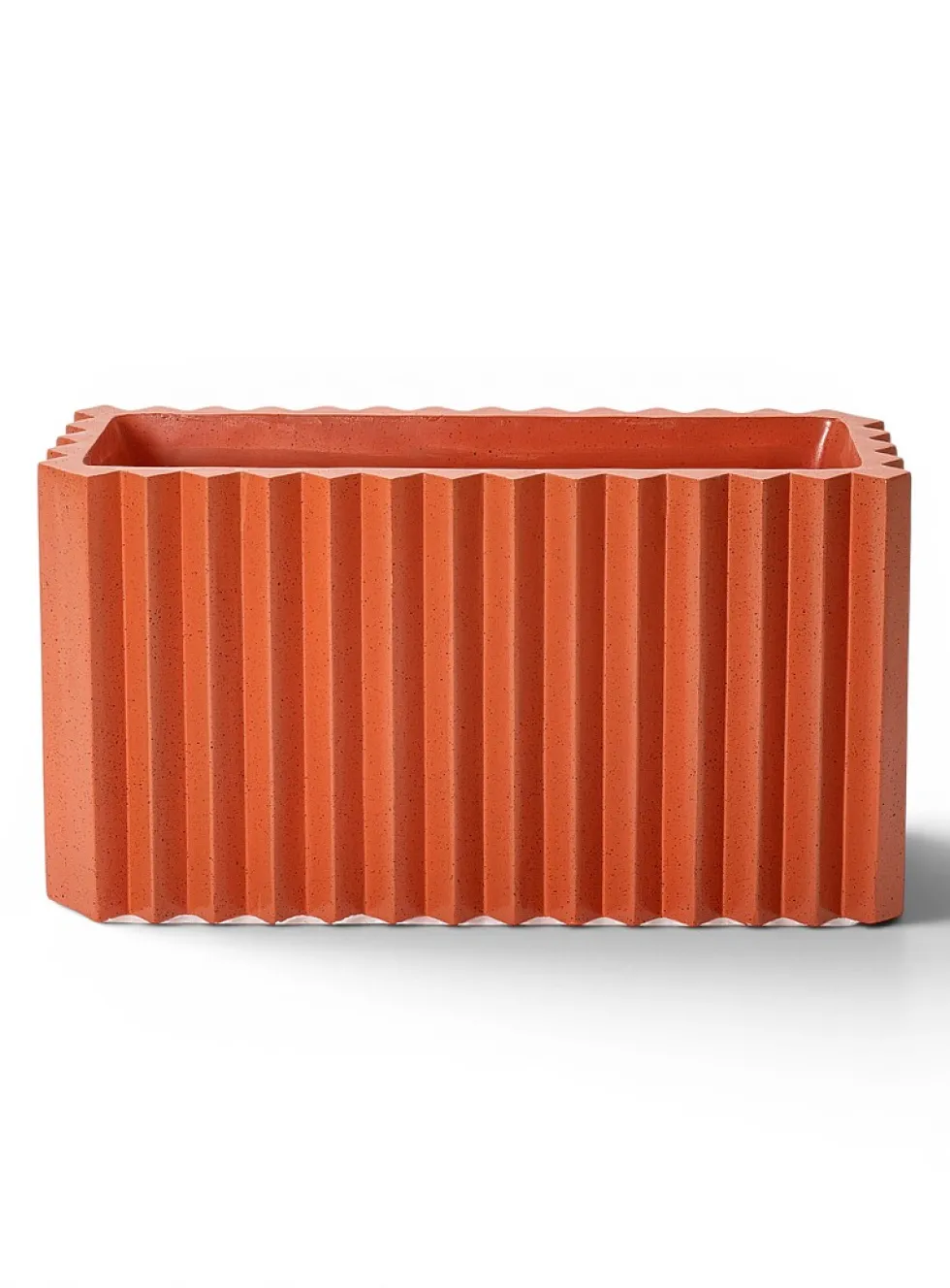 Zigzag rectangular indoor/outdoor planter